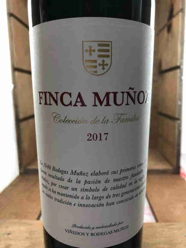 Etiqueta de Botella de Finca Muñoz tinto