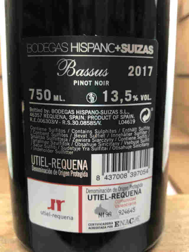 Contra de Botella de Bassus Pinot noir