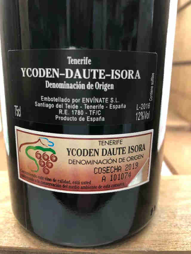 Contra de Botella de Benje tinto