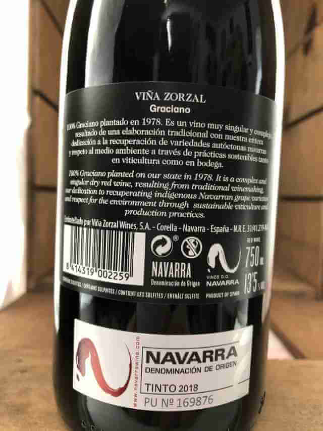 Contra de Botella de vino tinto de Viña Zorzal Graciano