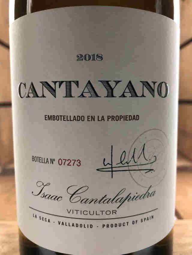 Cantayano etiqueta