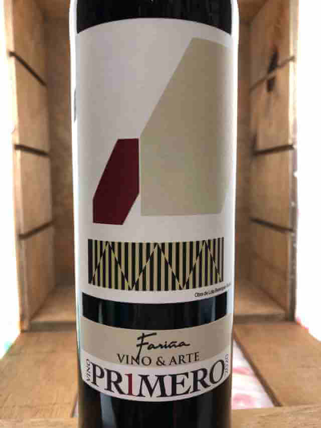 Etiqueta de Botella de vino tinto primero de Fariña