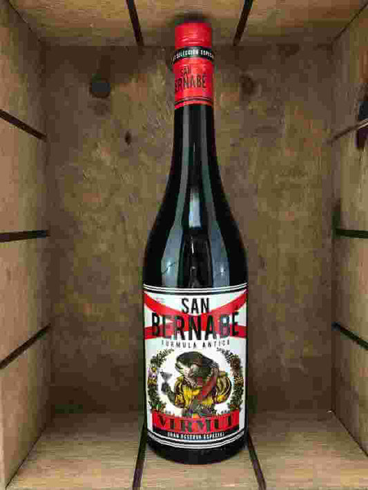 Botella de San Bernabe vermut
