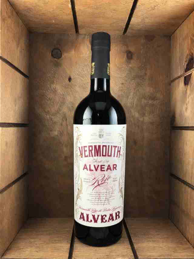 Botella de vermut Alvear