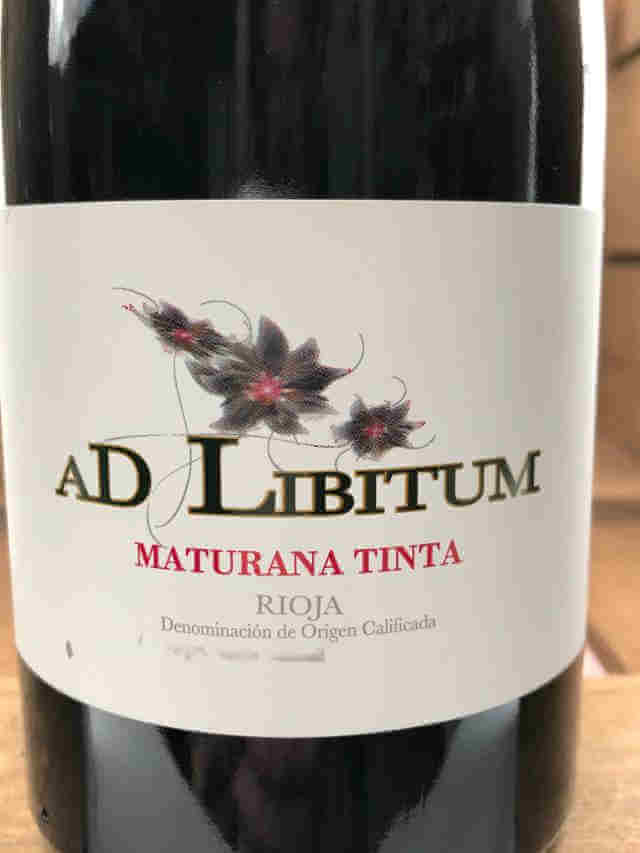Etiqueta de Botella de Ad Libitum Maturana tinta